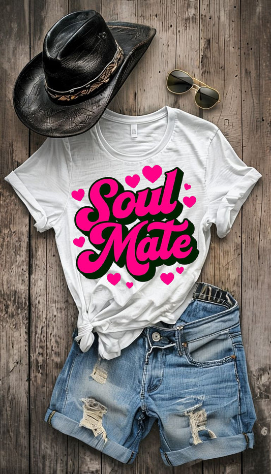 Soul mate. Valentines. Graphic shirt.