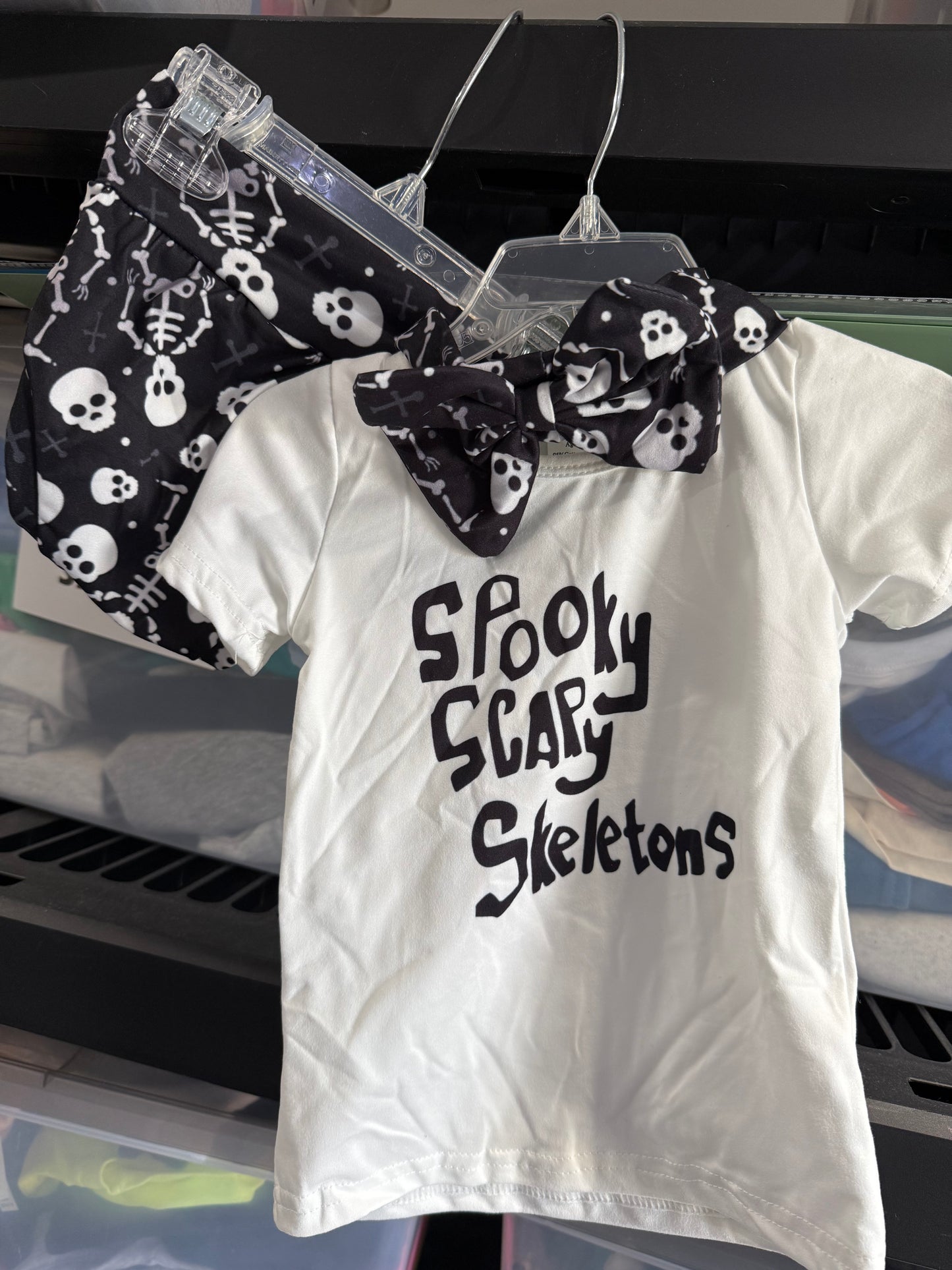 Spooky scary skeleton 3pc set