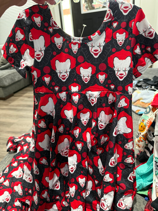 Pennywise dress