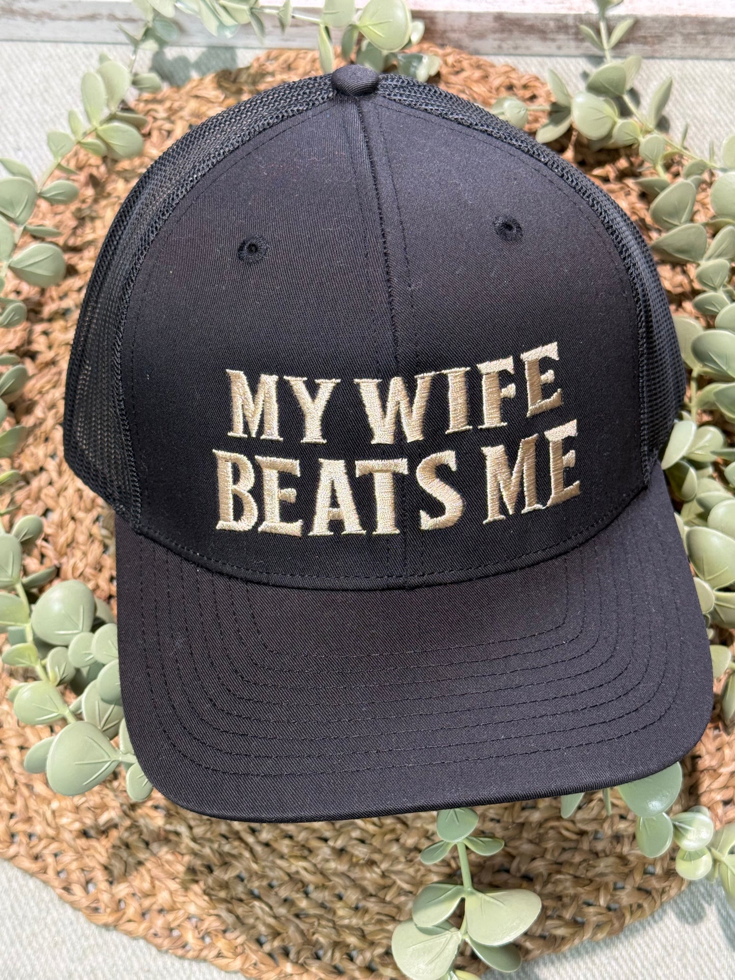 My wife beats me structured hat