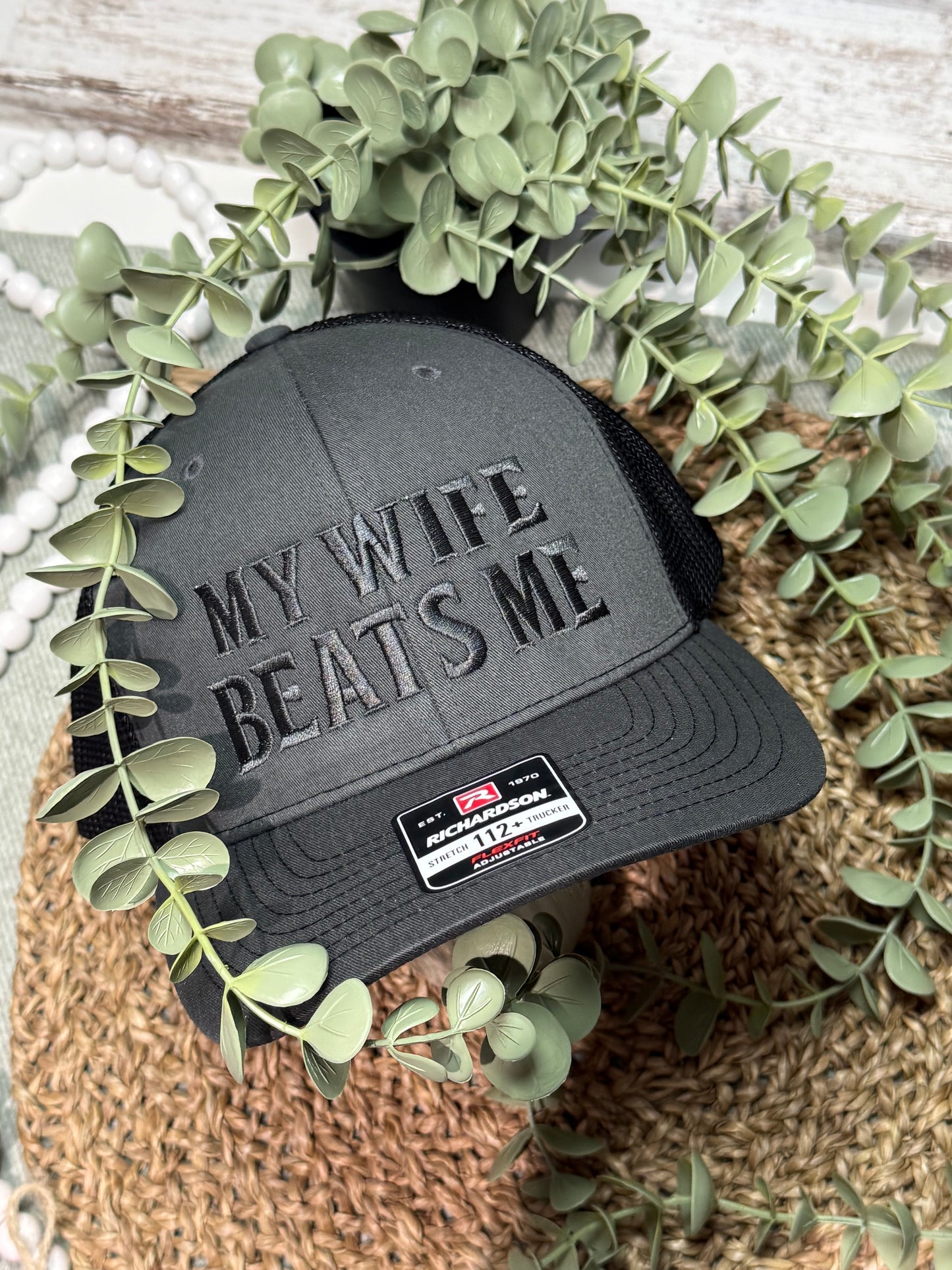 My wife beats me structured hat