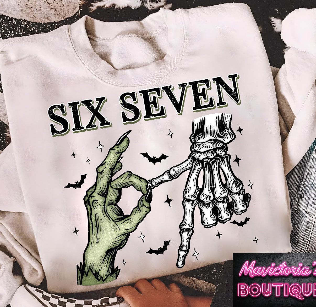 6 7 Halloween graphic shirt