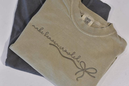 Make Heaven Crowded Bow Embroidered Shirt